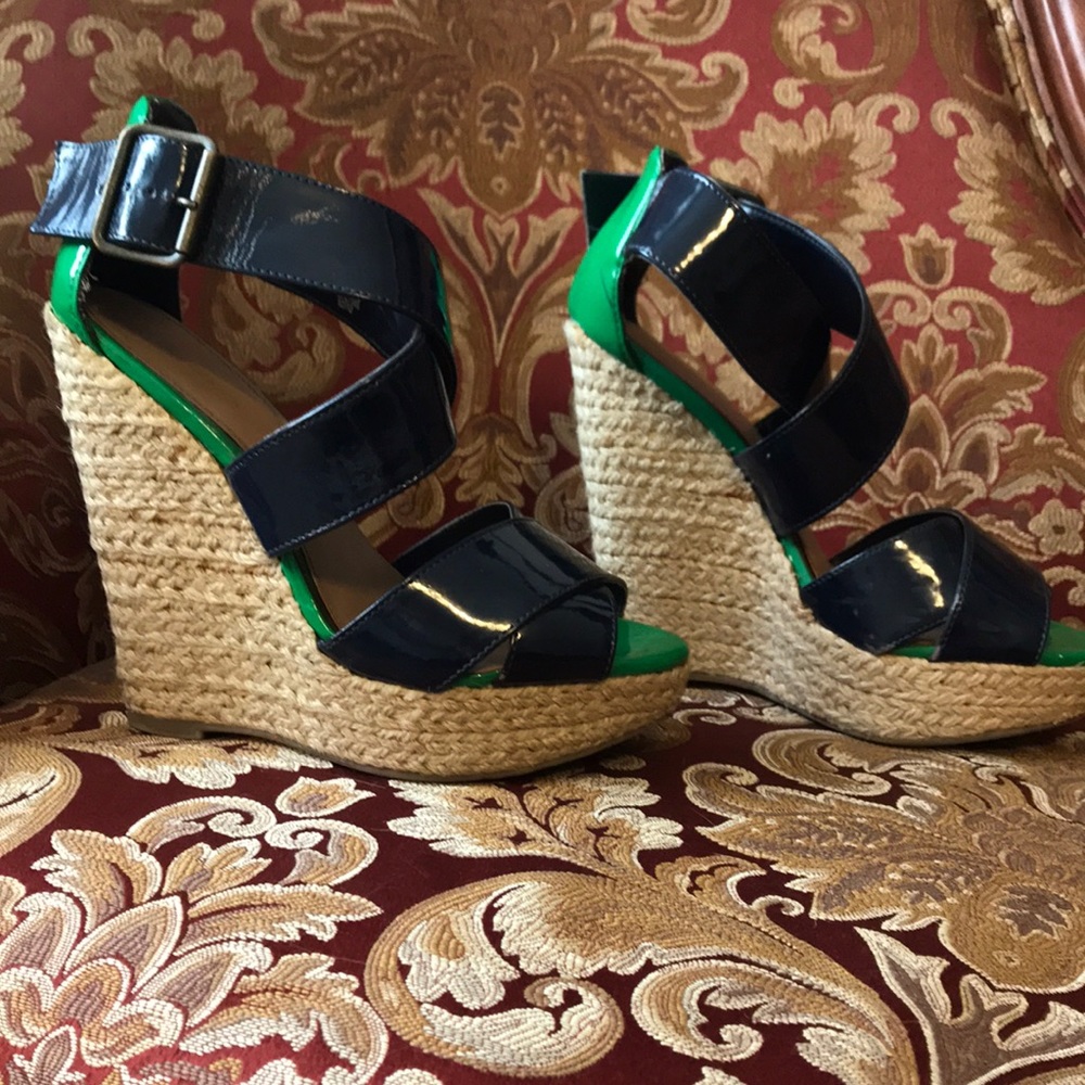 Navy and green wedges